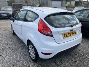 Gallery image of Ford Fiesta 1.25cc Style